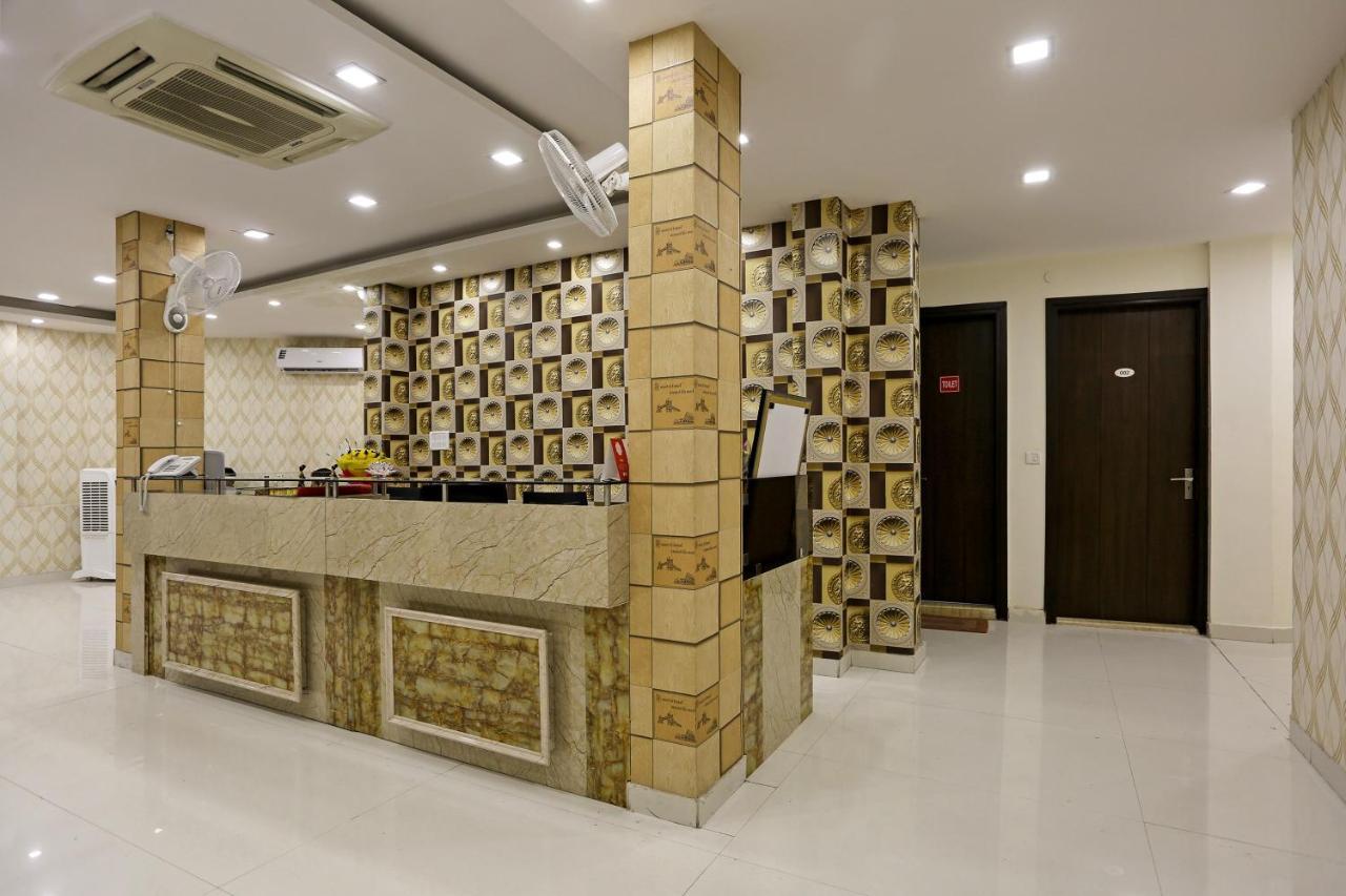 Oyo Hotel Asko International Near Gurudwara Shri Bangla Sahib Nueva Delhi Exterior foto